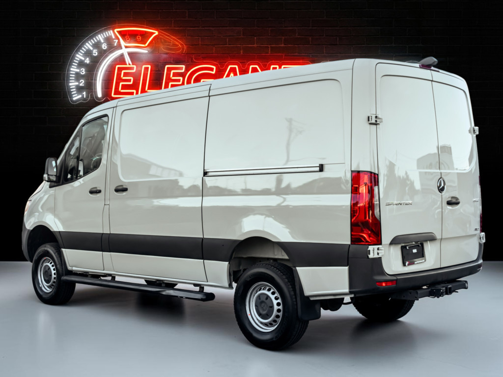 2024 Mercedes-Benz Sprinter Cargo Van