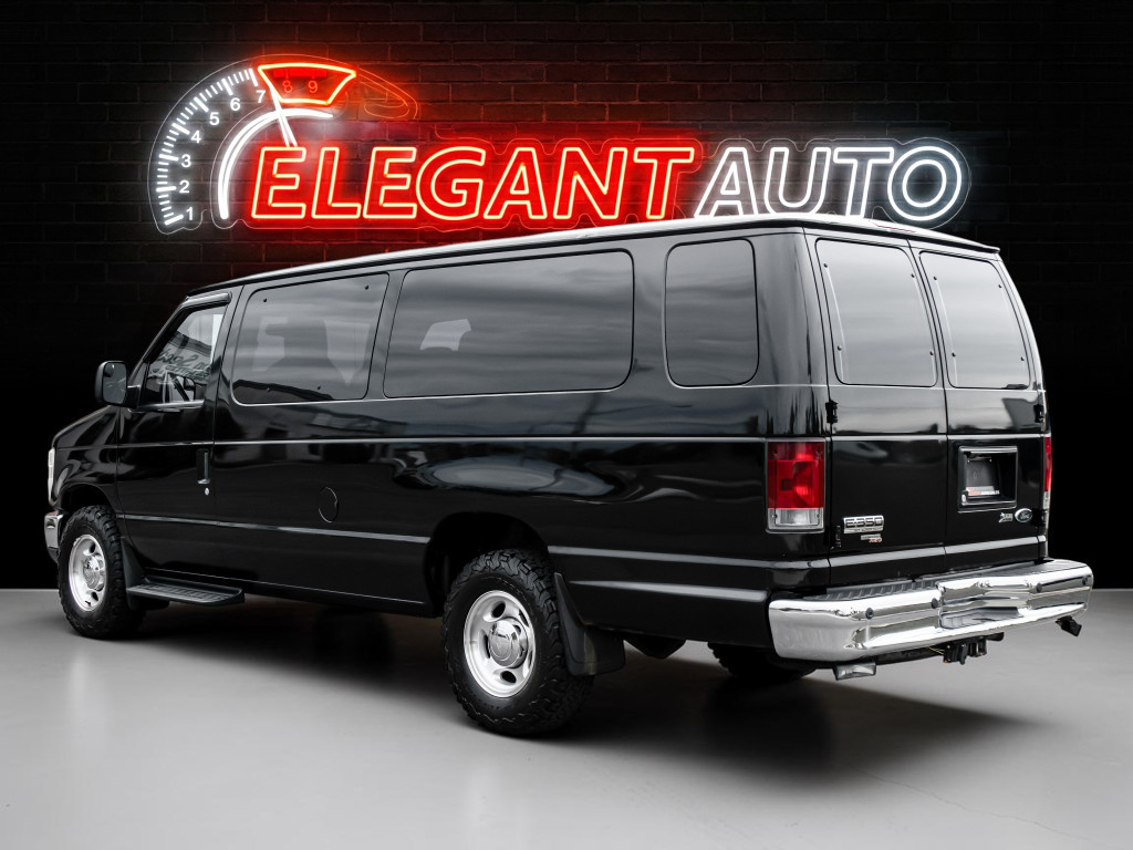 2013 Ford E-350