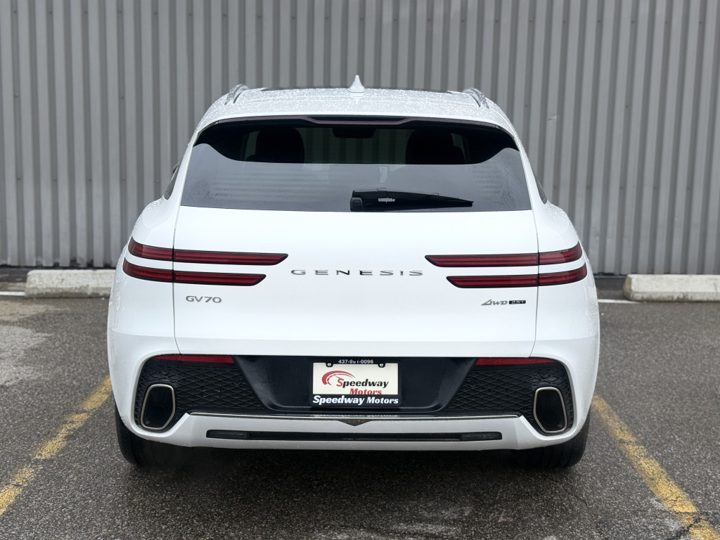 2025 Genesis GV70
