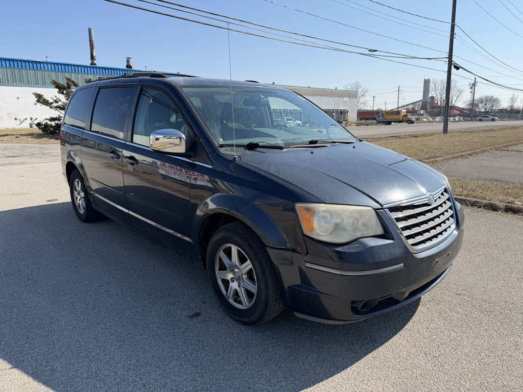 2008 Chrysler Town & Country
