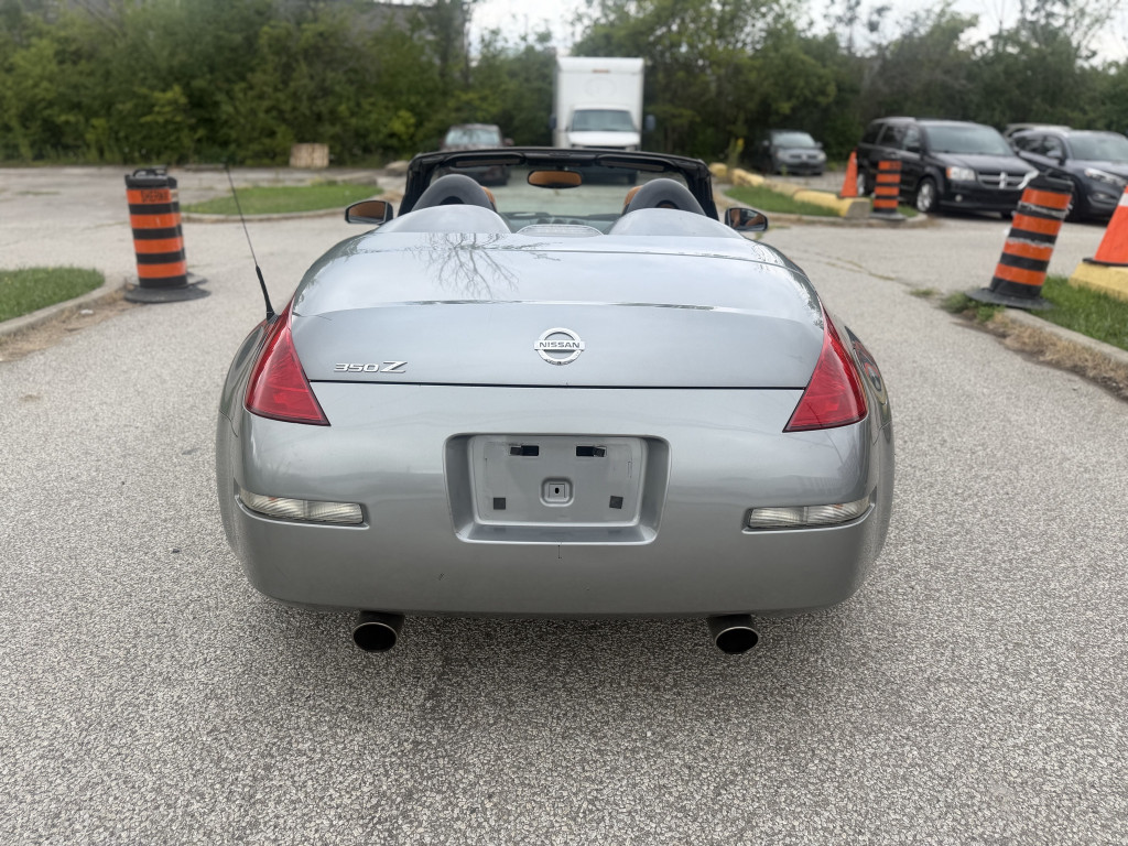 2004 Nissan 350Z
