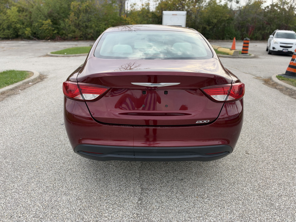 2015 Chrysler 200