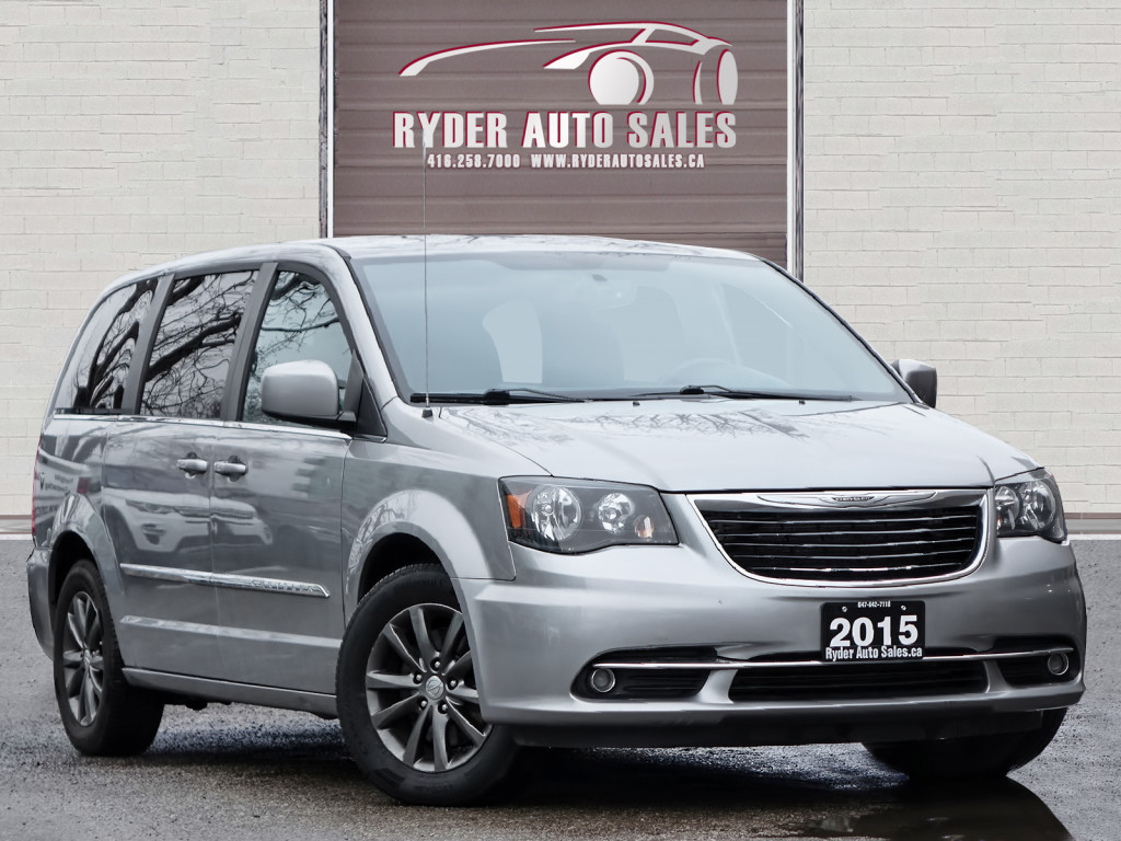 2015 Chrysler Town & Country