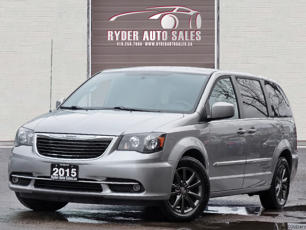 2015 Chrysler Town & Country