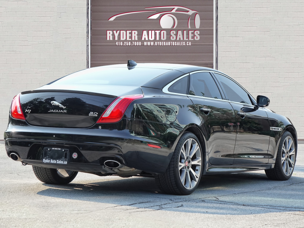2016 Jaguar XJ