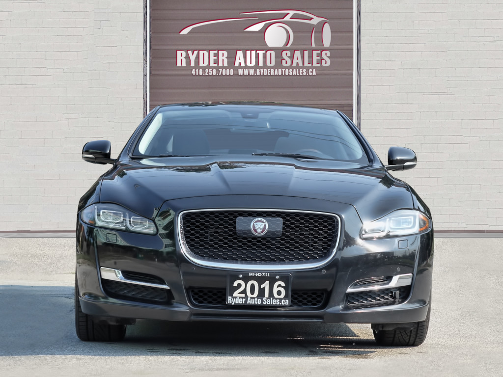 2016 Jaguar XJ