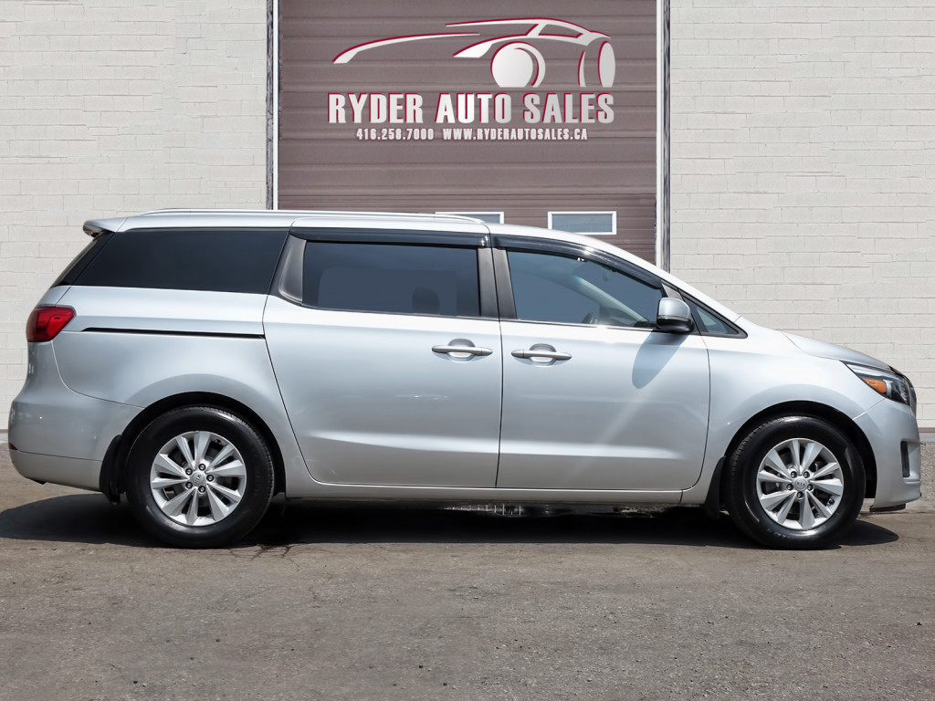 2017 Kia Sedona