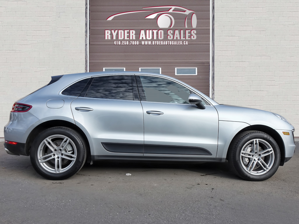 2016 Porsche Macan