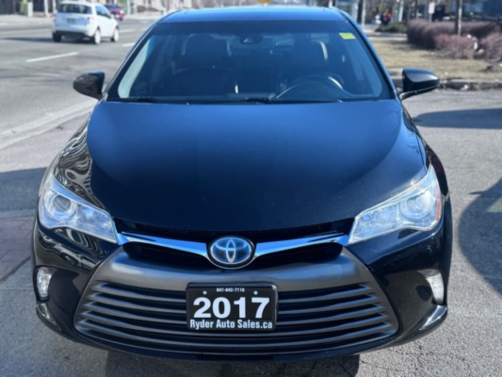 2017 Toyota Camry Hybrid