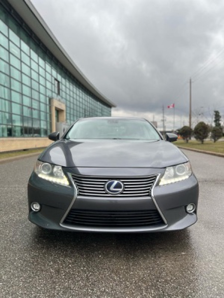 2014 Lexus ES300h