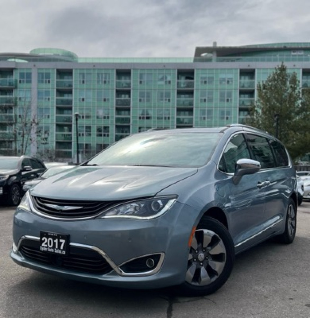 2017 Chrysler Pacifica Hybrid