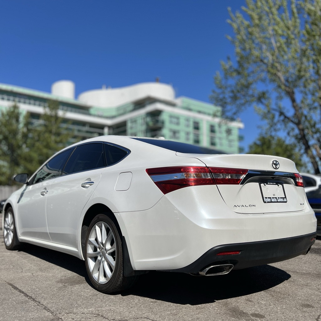 2013 Toyota Avalon