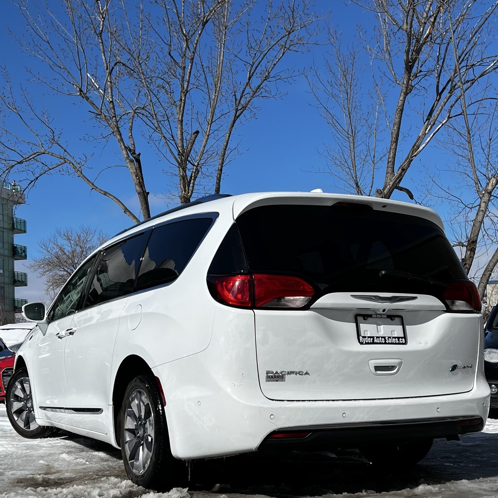 2020 Chrysler Pacifica Hybrid