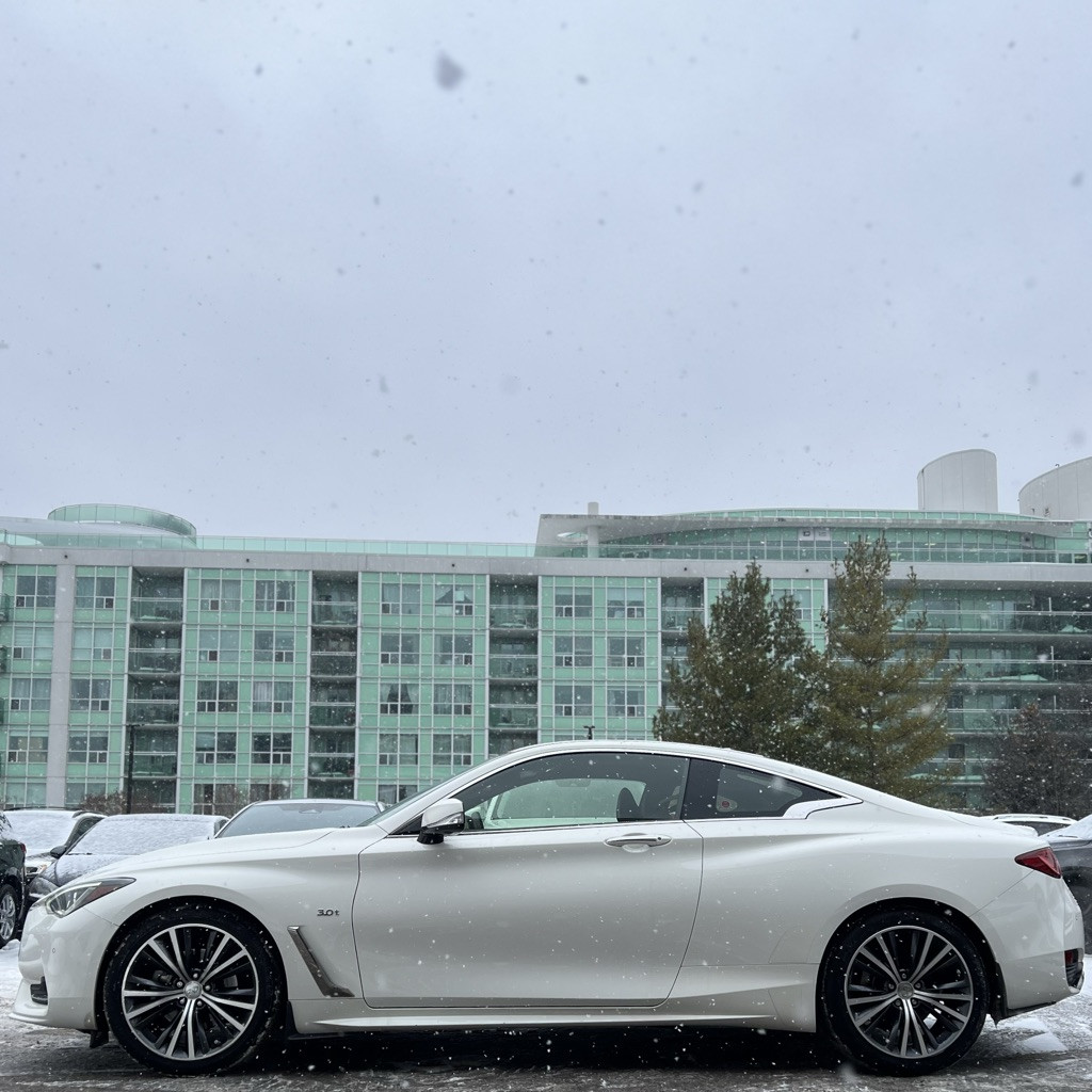 2017 Infiniti Q60