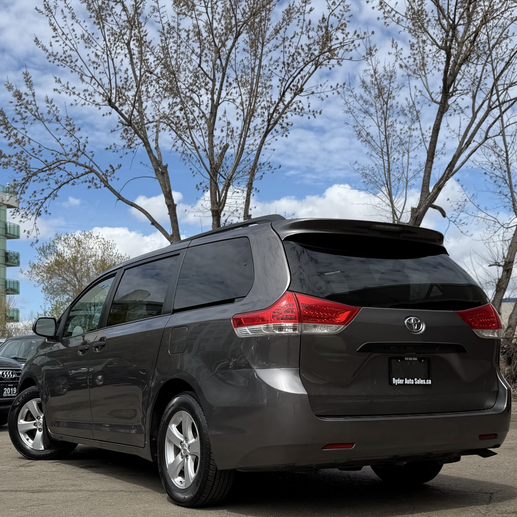 2014 Toyota Sienna