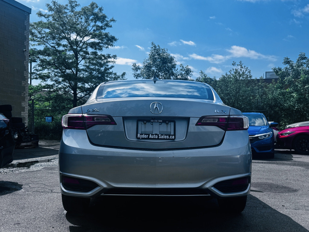 2018 Acura ILX