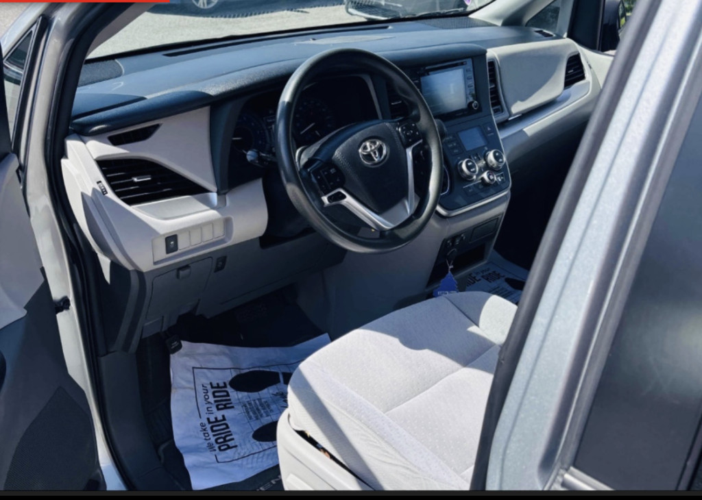 2018 Toyota Sienna