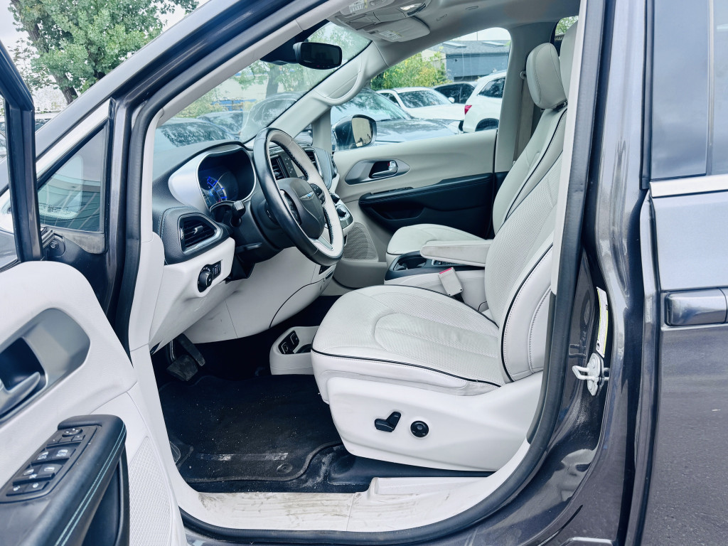 2018 Chrysler Pacifica Hybrid