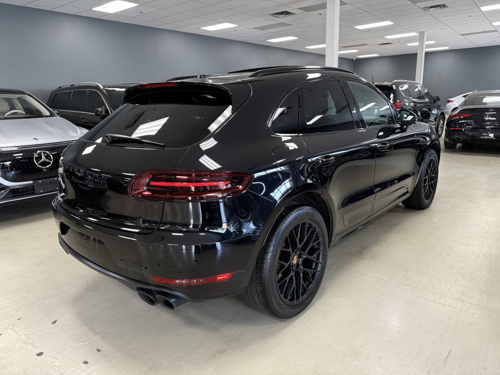 2018 Porsche Macan