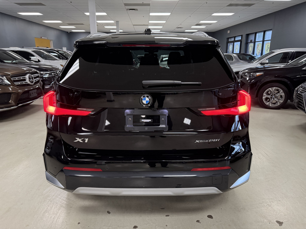 2023 BMW X1