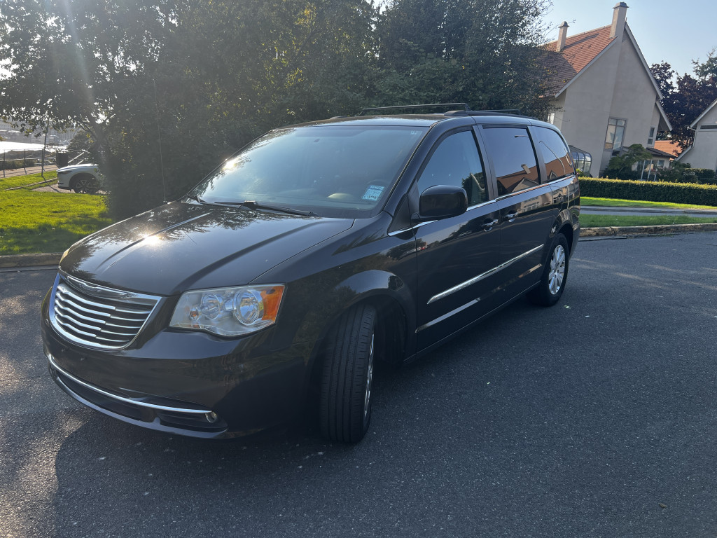 2014 Chrysler Town & Country