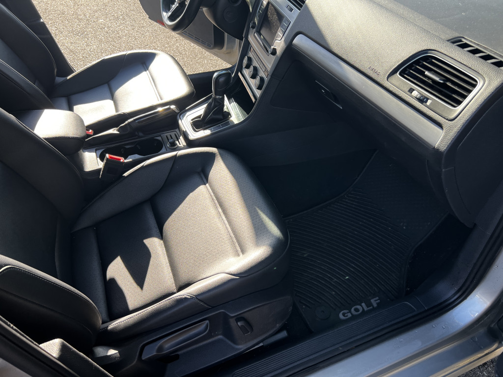 2016 Volkswagen Golf