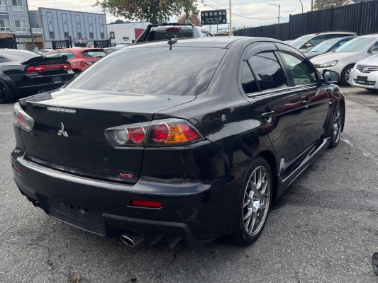 2012 Mitsubishi Lancer Evolution