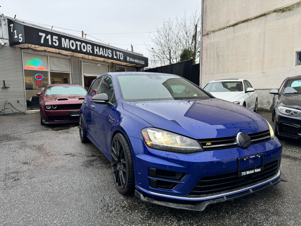 2017 Volkswagen Golf R