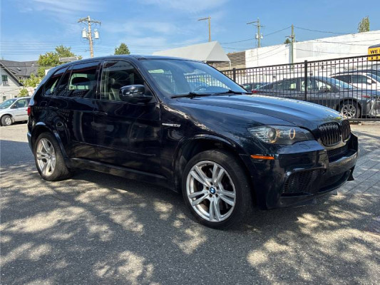 2010 BMW X5 M