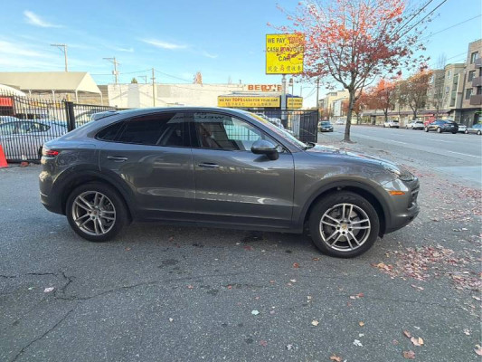 2020 Porsche Cayenne Coupe