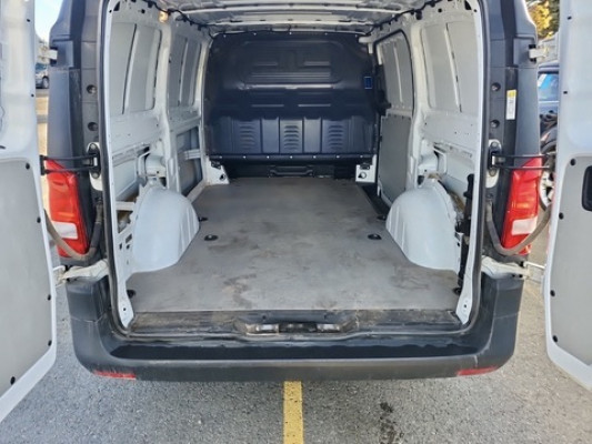 2023 Mercedes-Benz Metris