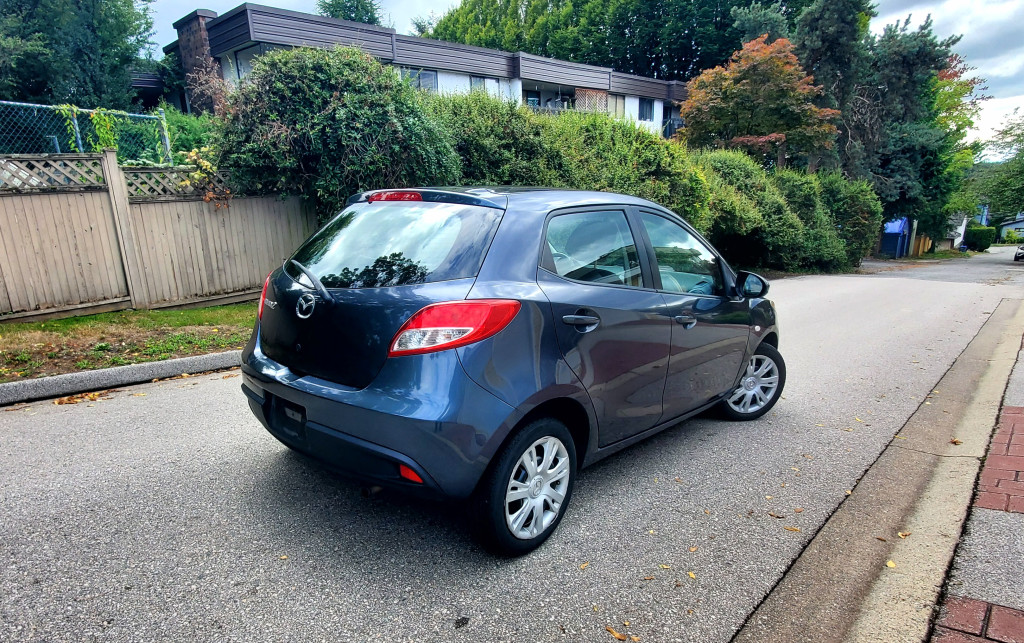 2011 Mazda MAZDA2