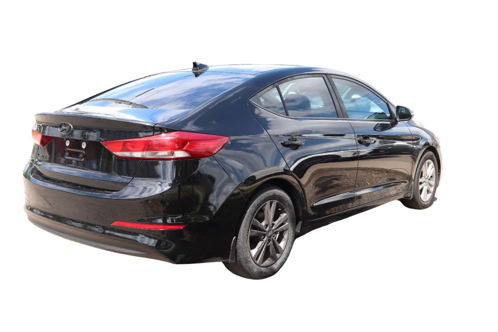 2017-Hyundai-Elantra