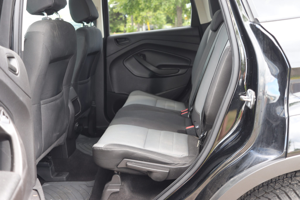 2017-Ford-Escape