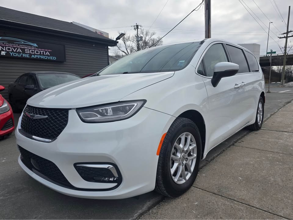 2023 Chrysler Pacifica