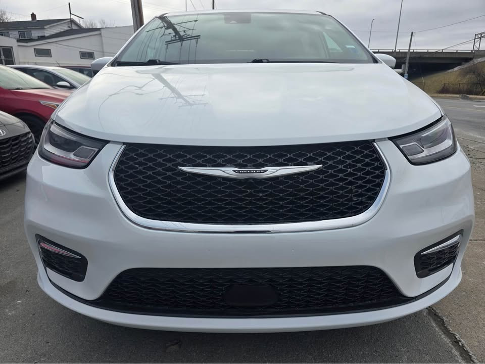 2023 Chrysler Pacifica