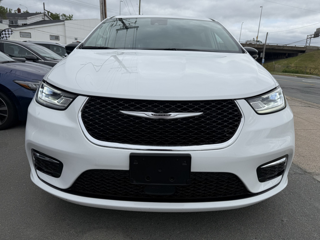 2024 Chrysler Pacifica