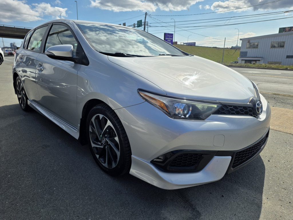 2018 Toyota Corolla IM