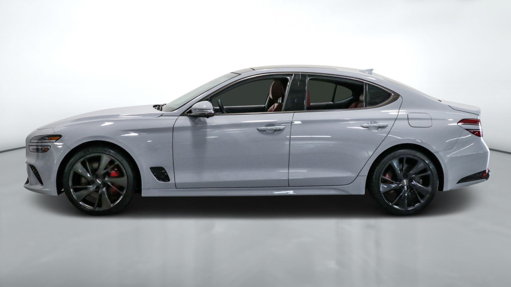 2022 Genesis G70