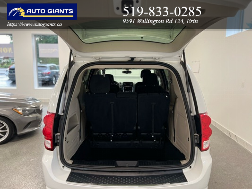 2017 Dodge Grand Caravan | Auto Giants — thumbnail 17