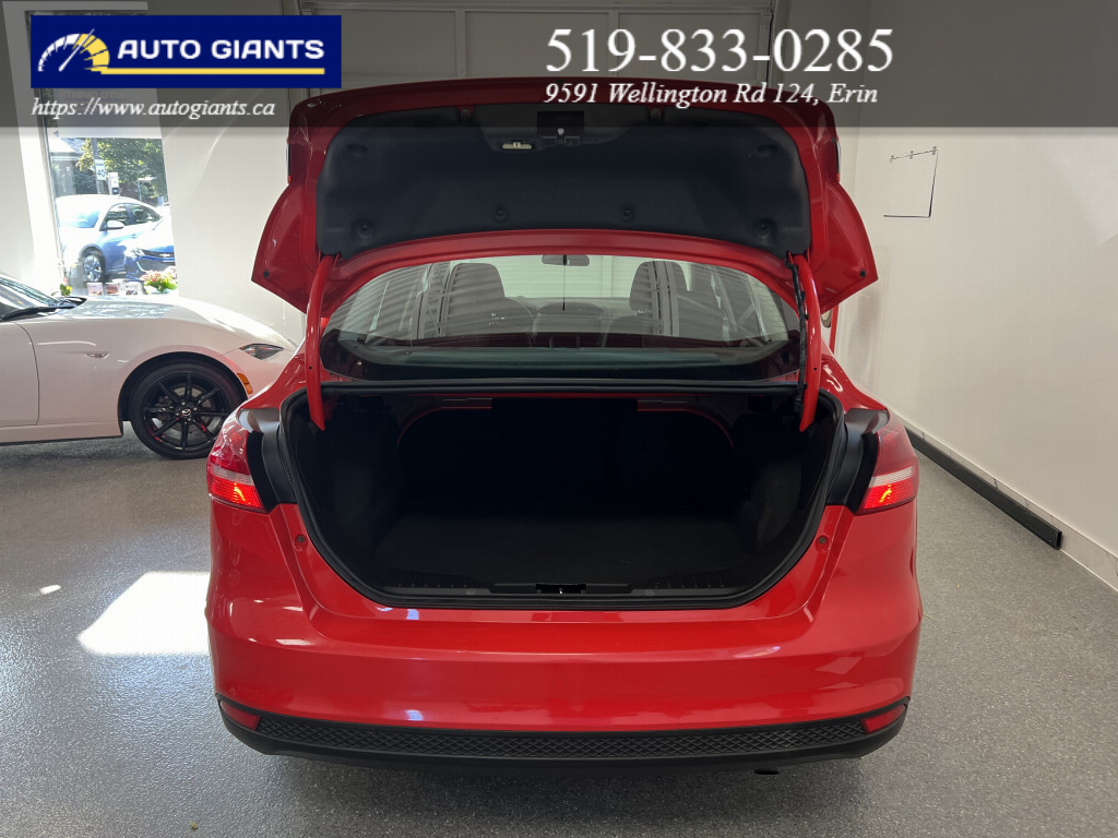 2016 Ford Focus SE | Auto Giants — thumbnail 17