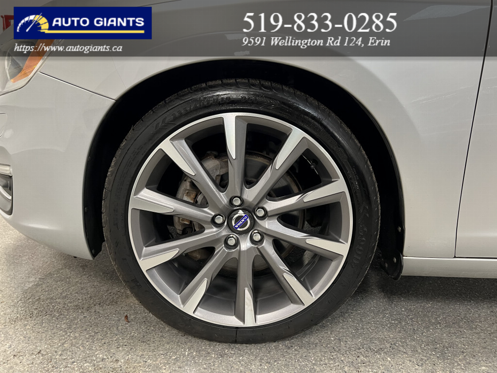 2015 Volvo V60 | Auto Giants — thumbnail 21