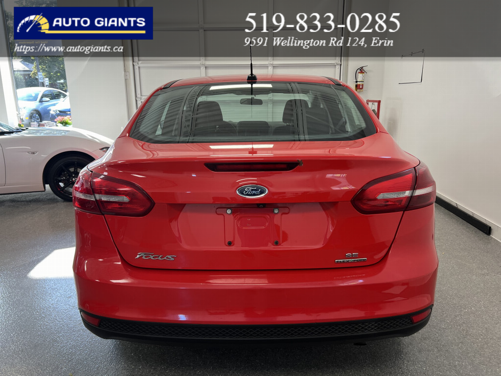 2016 Ford Focus SE | Auto Giants — thumbnail 4