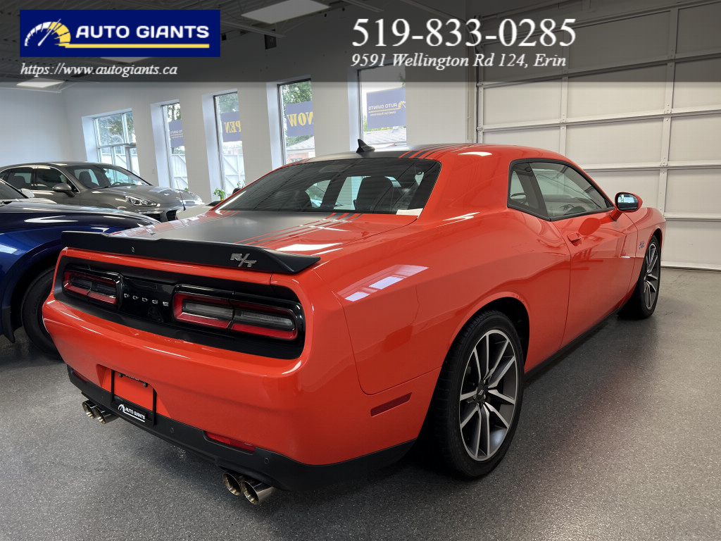 2020 Dodge Challenger | Auto Giants — thumbnail 5