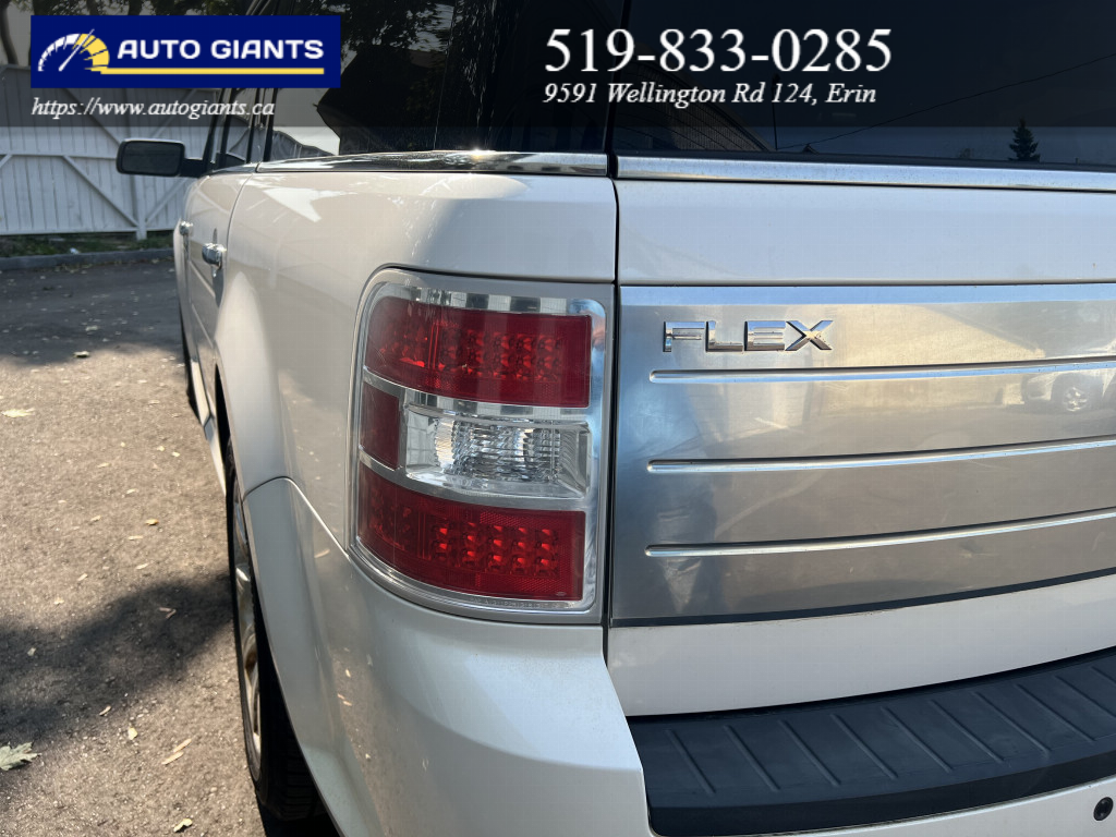 2011 Ford Flex | Auto Giants — thumbnail 14
