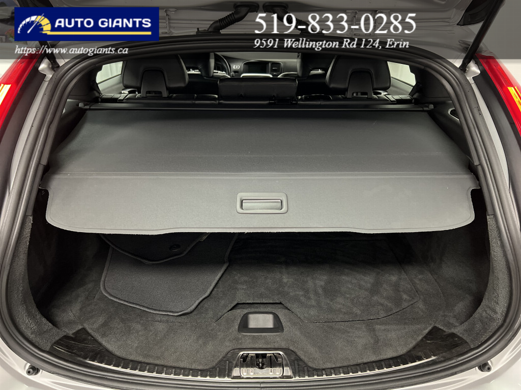 2015 Volvo V60 | Auto Giants — thumbnail 20