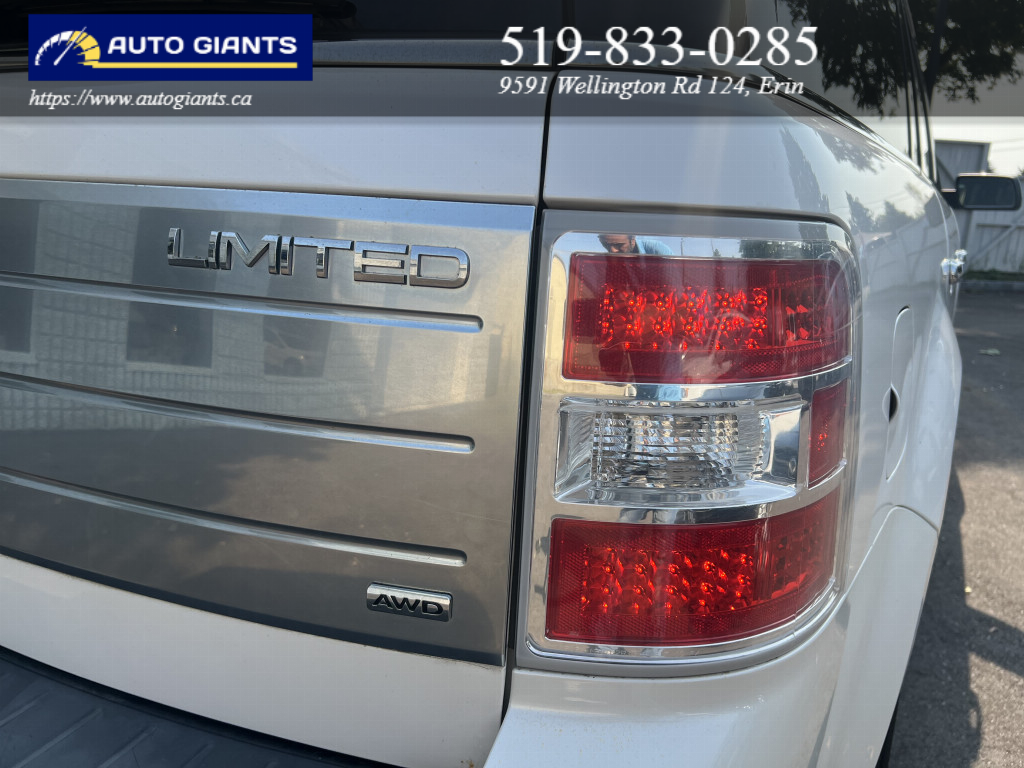 2011 Ford Flex | Auto Giants — thumbnail 13