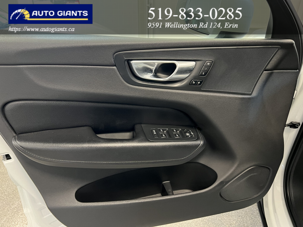 2019 Volvo XC60 | Auto Giants — thumbnail 8
