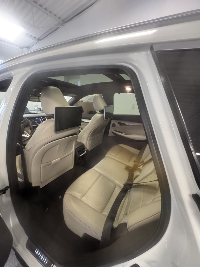 2019 Infiniti QX50 | Auto Giants — thumbnail 31