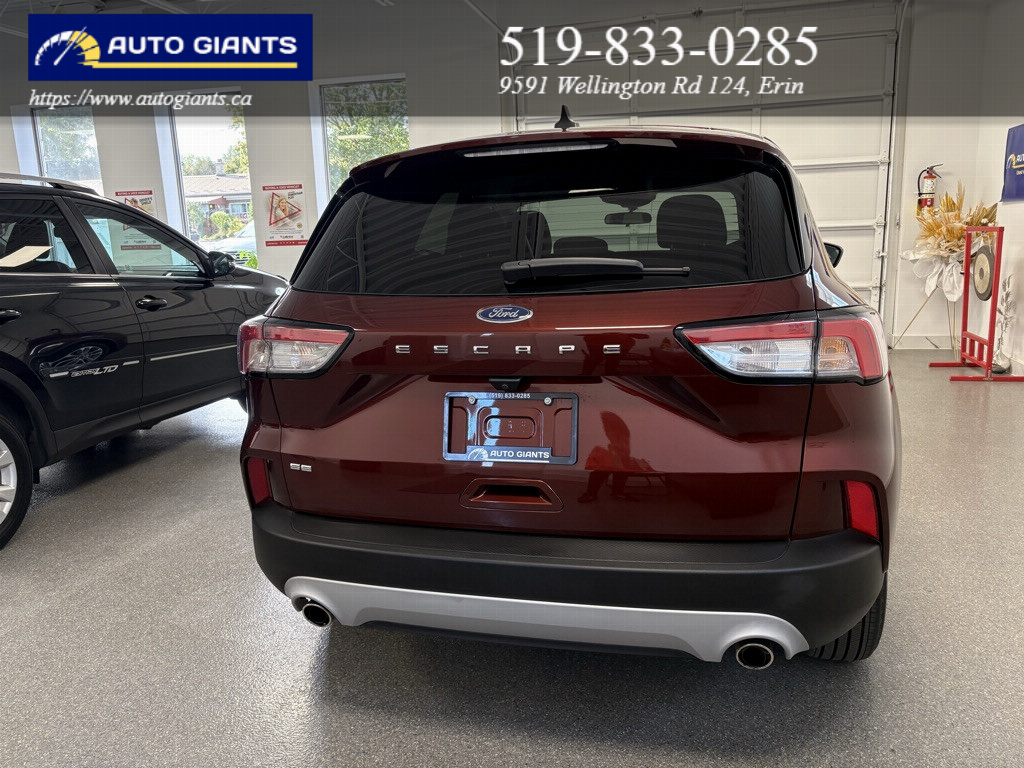 2021 Ford Escape | Auto Giants — thumbnail 9
